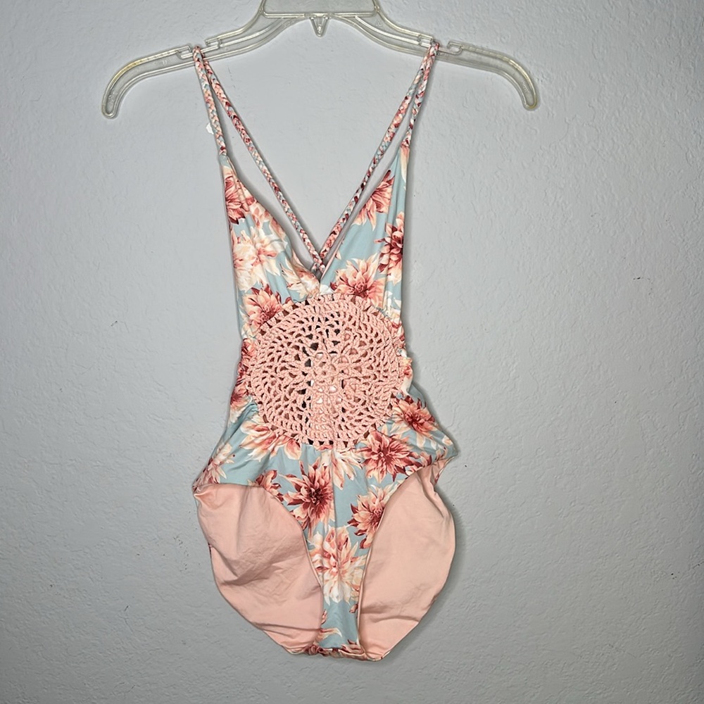 Frankies Bikinis - Picture 6 of 16